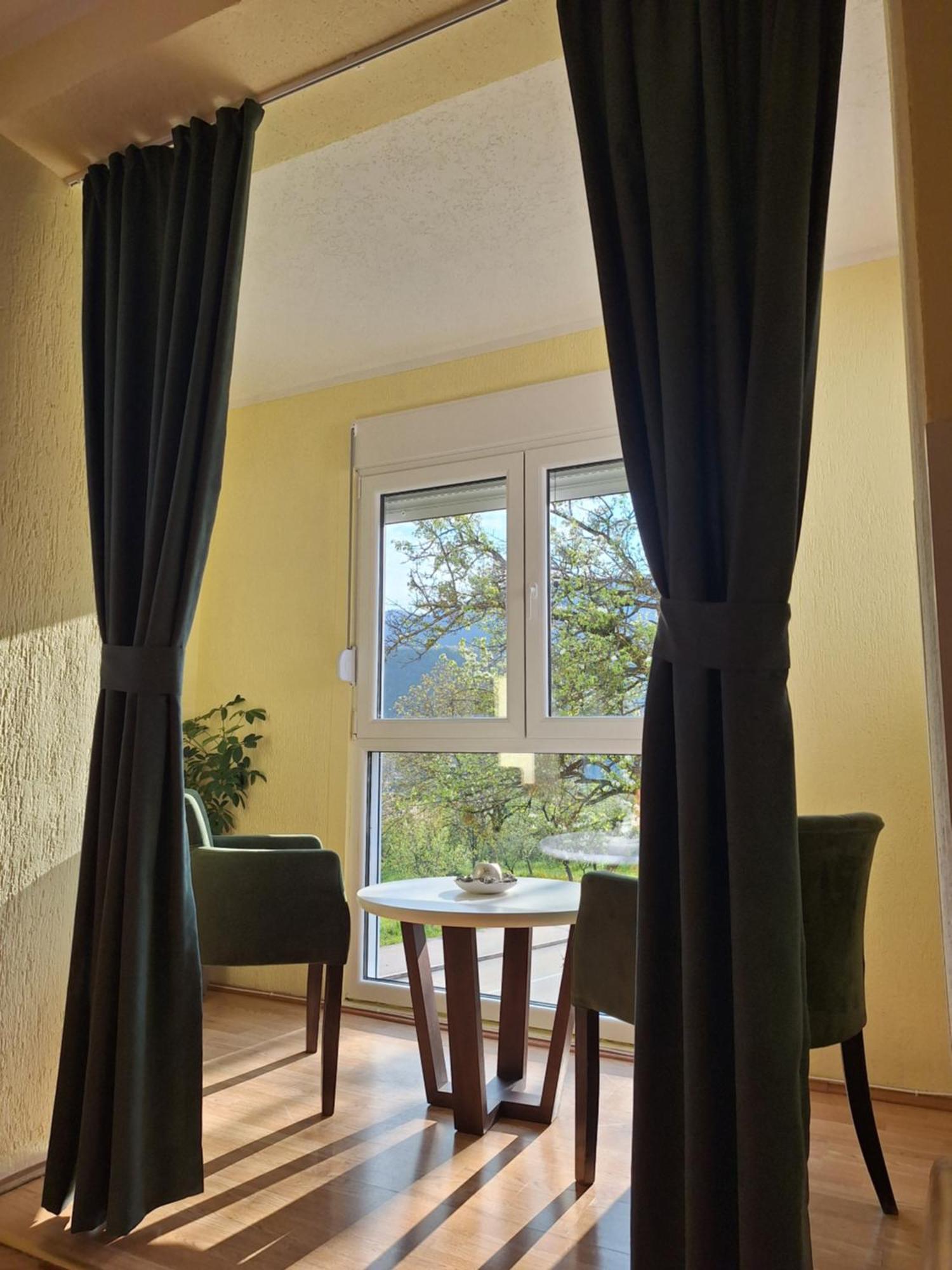 Apartman Sara Pluzine Luaran gambar